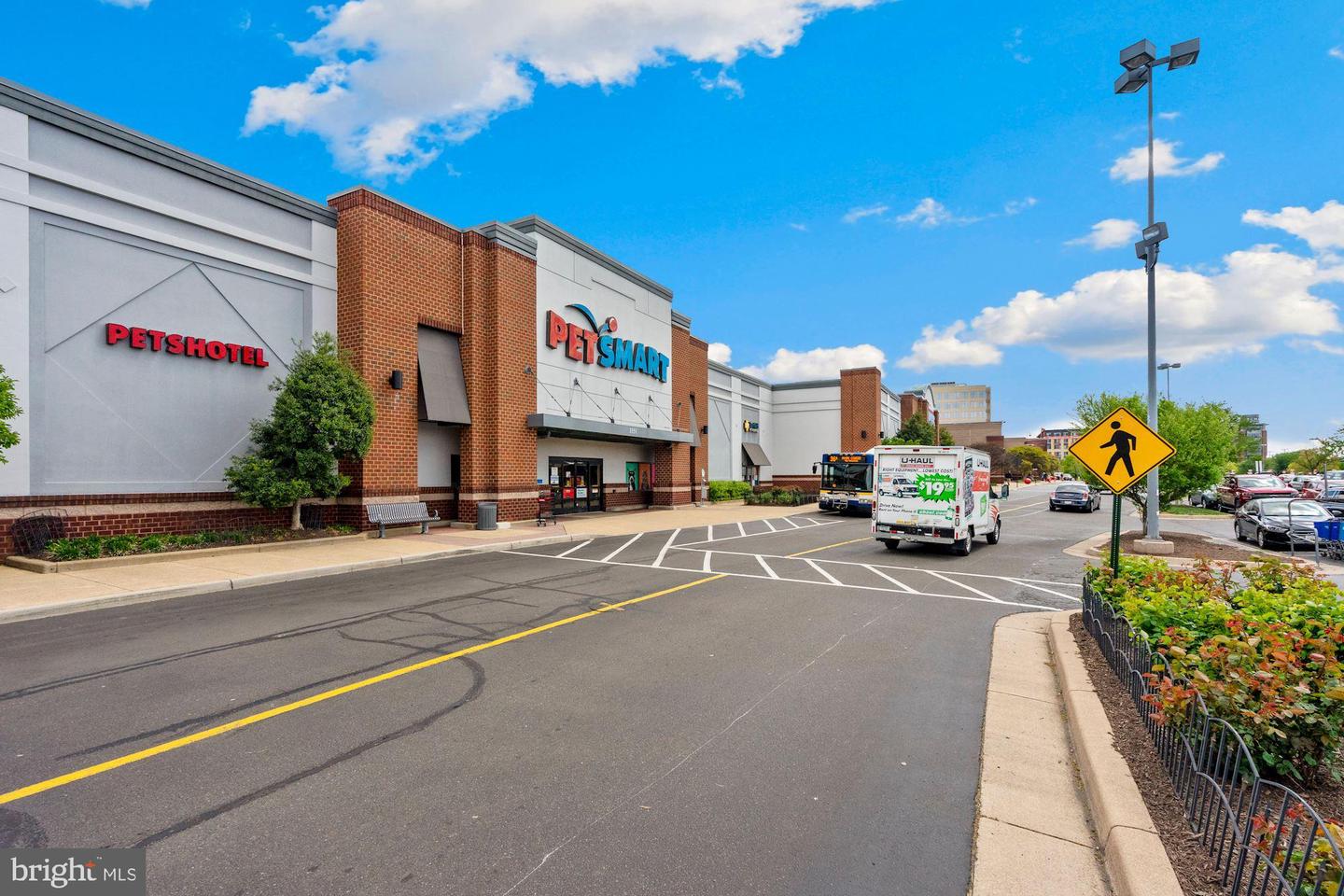 181 E REED AVE Unit: 212