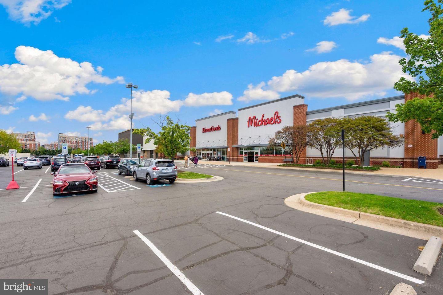 181 E REED AVE Unit: 212