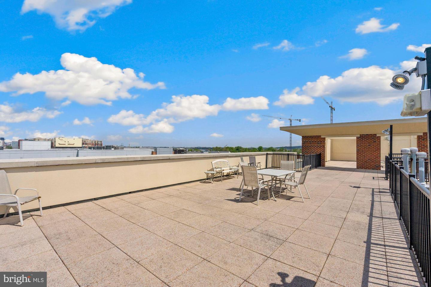 181 E REED AVE Unit: 212