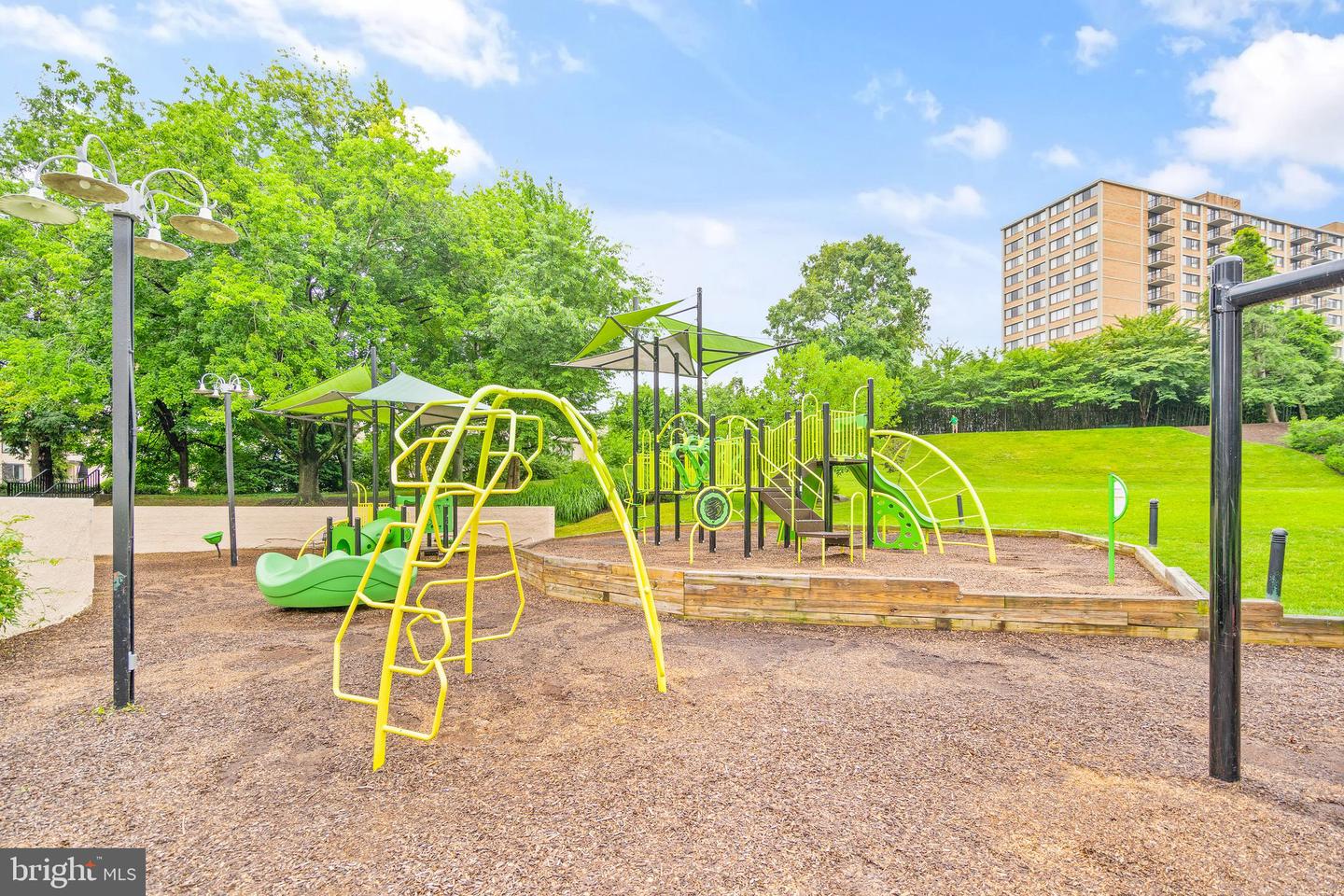 205 YOAKUM PARKWAY Unit: 1508