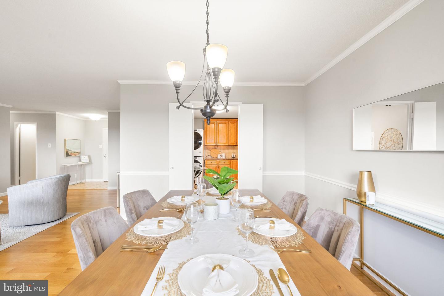205 YOAKUM PARKWAY Unit: 1508