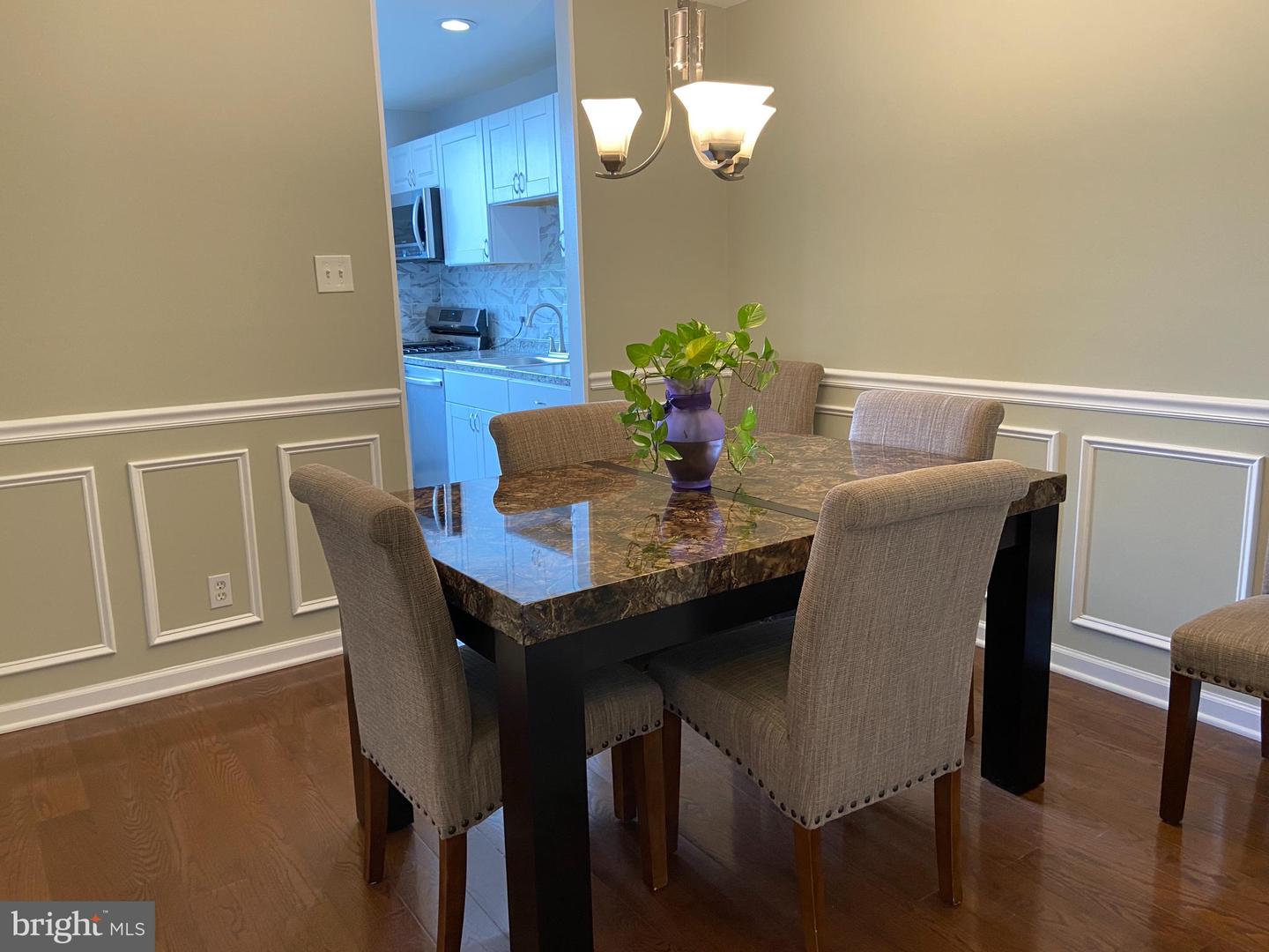 517 N ARMISTEAD STREET Unit: 201