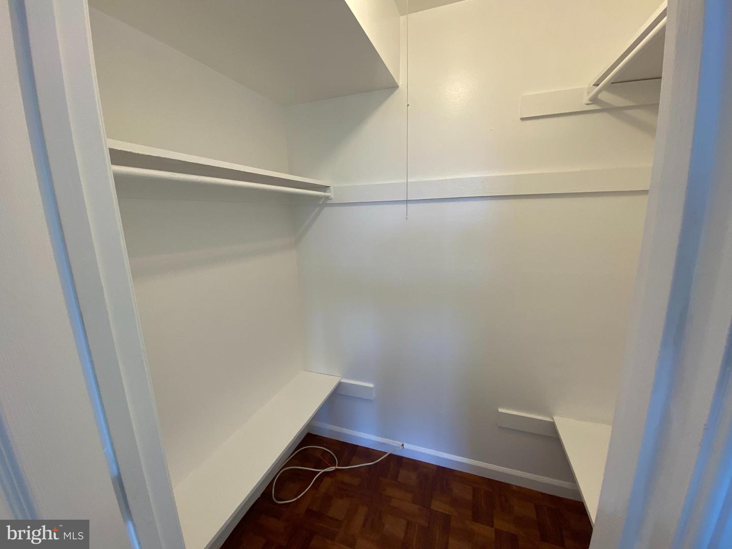 517 N ARMISTEAD STREET Unit: 201