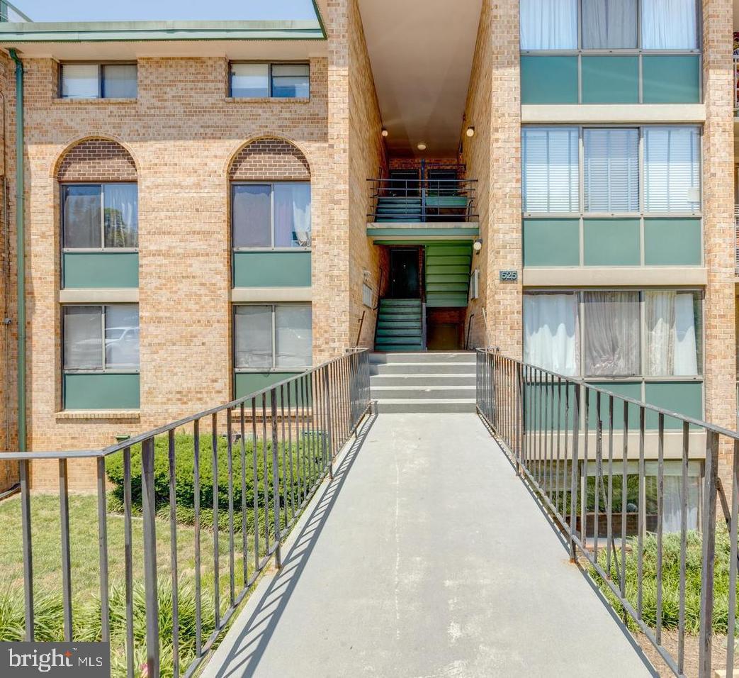 517 N ARMISTEAD STREET Unit: 201