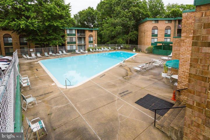 517 N ARMISTEAD STREET Unit: 201