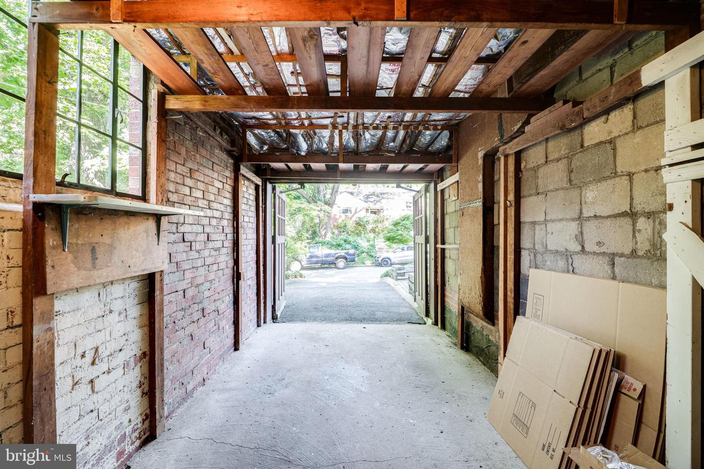 3411 HALCYON DRIVE