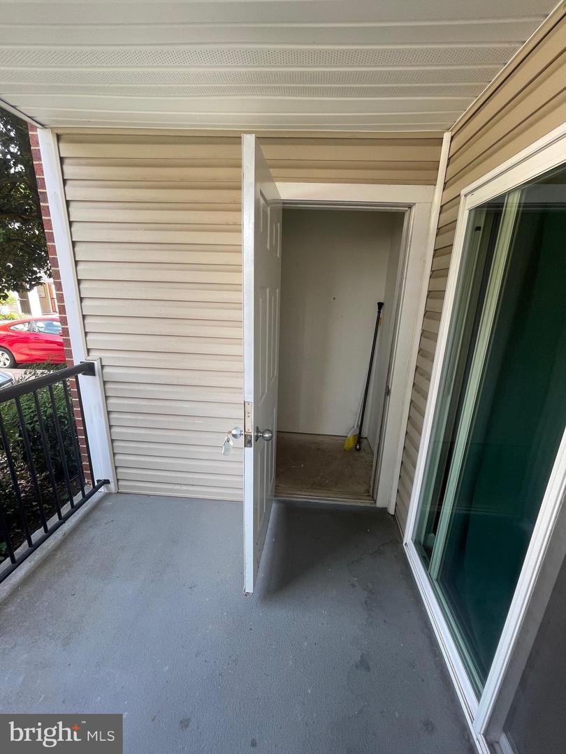 3311 WYNDHAM CIRCLE Unit: 1194