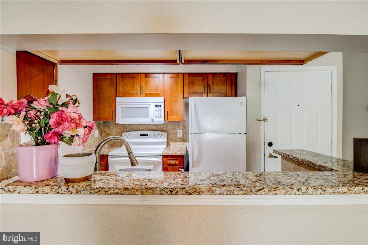 3311 WYNDHAM CIRCLE Unit: 1194
