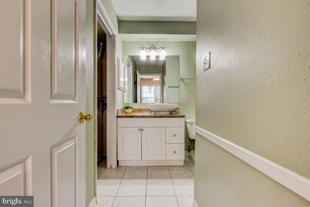 3311 WYNDHAM CIRCLE Unit: 1194