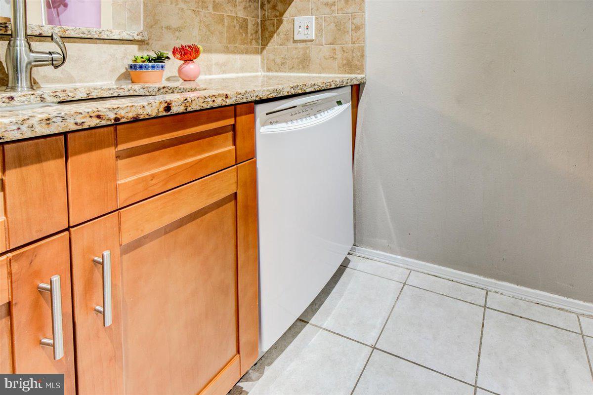 3311 WYNDHAM CIRCLE Unit: 1194