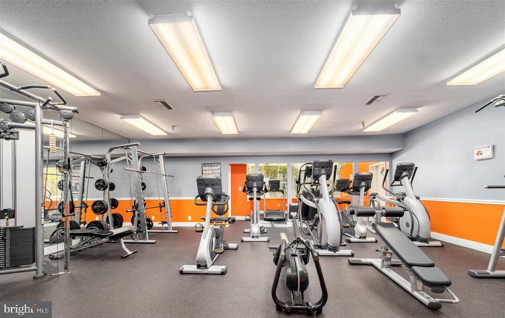 3311 WYNDHAM CIRCLE Unit: 1194