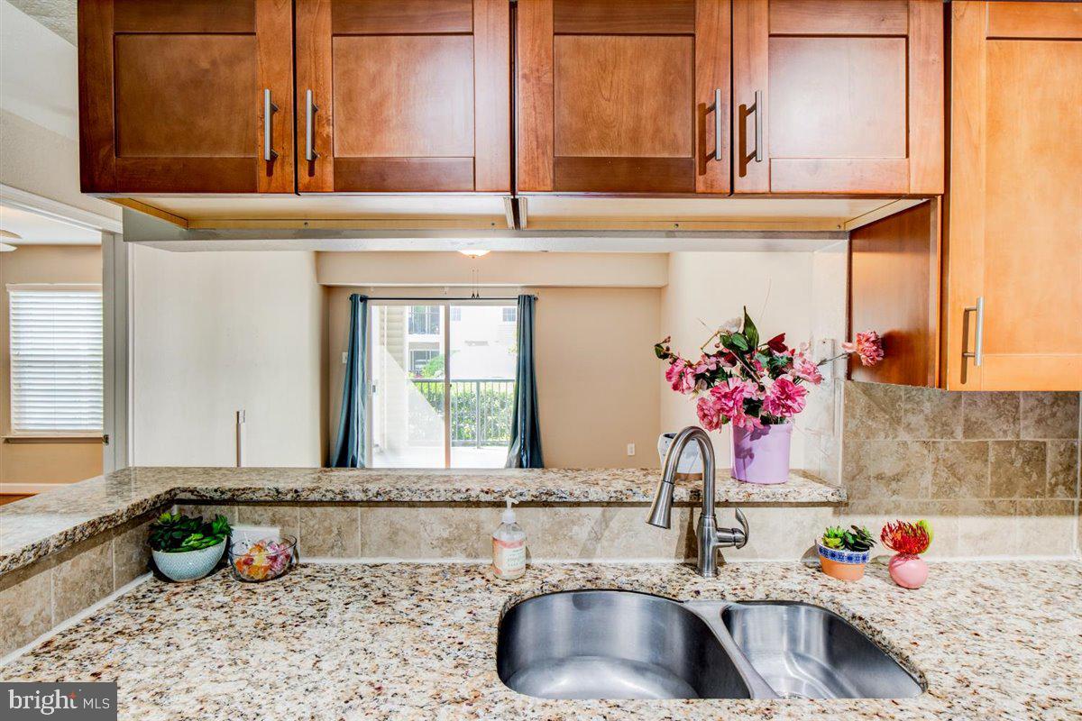 3311 WYNDHAM CIRCLE Unit: 1194