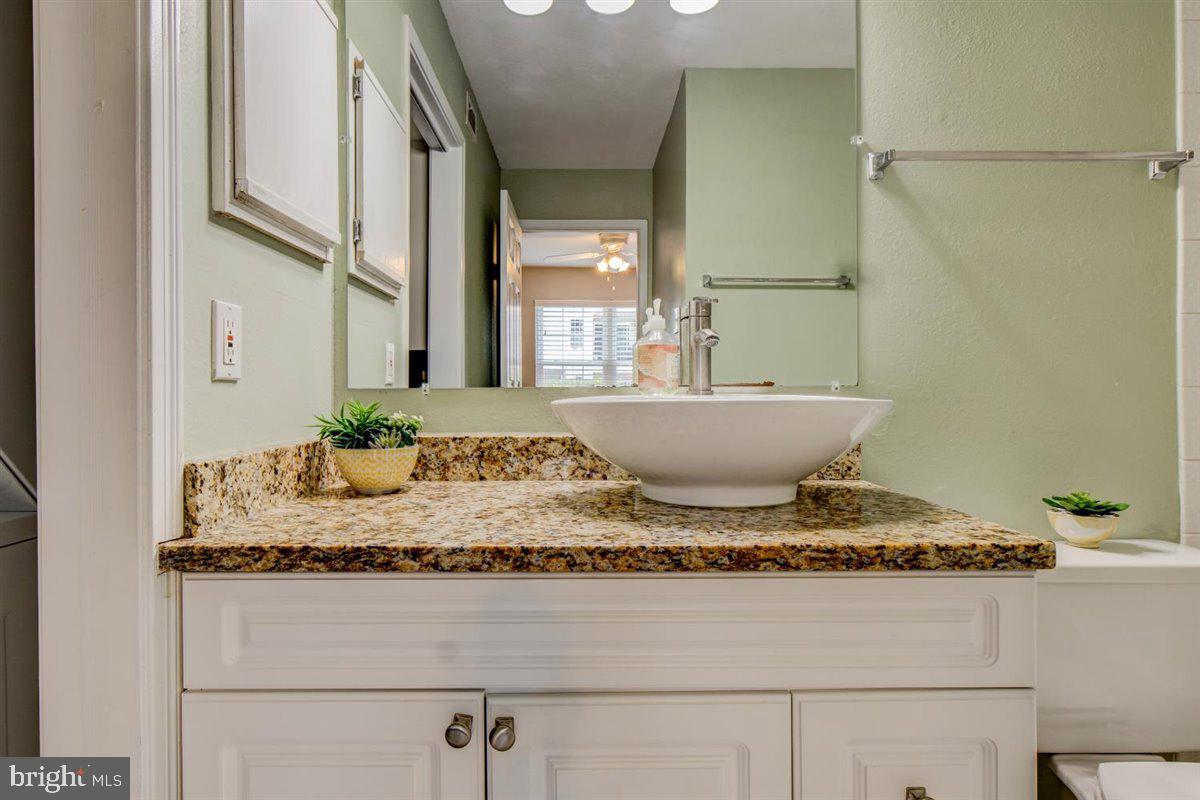 3311 WYNDHAM CIRCLE Unit: 1194