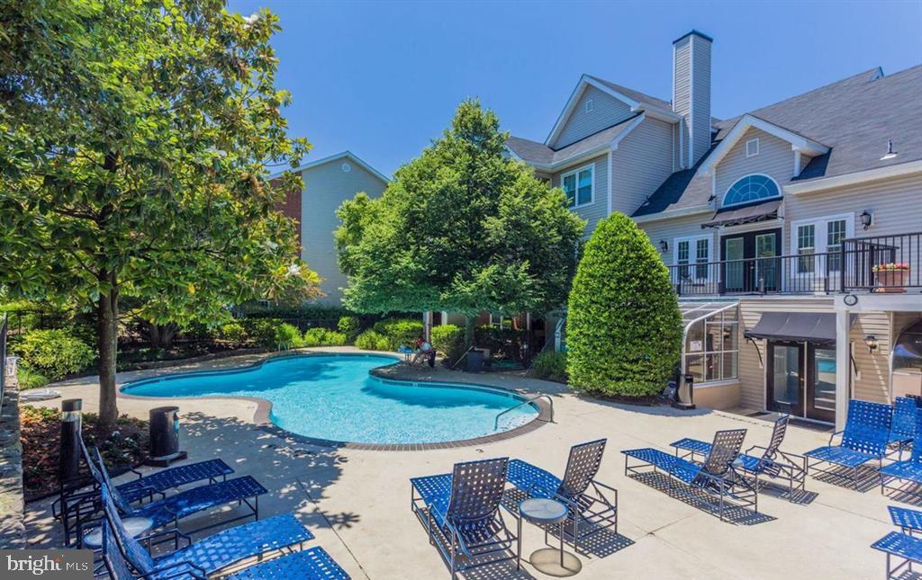 3311 WYNDHAM CIRCLE Unit: 1194