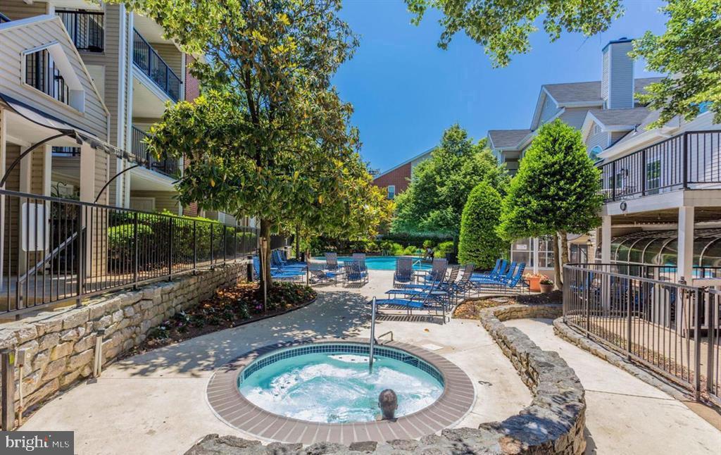 3311 WYNDHAM CIRCLE Unit: 1194