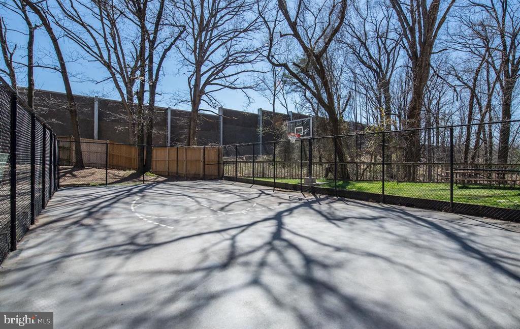3311 WYNDHAM CIRCLE Unit: 1194