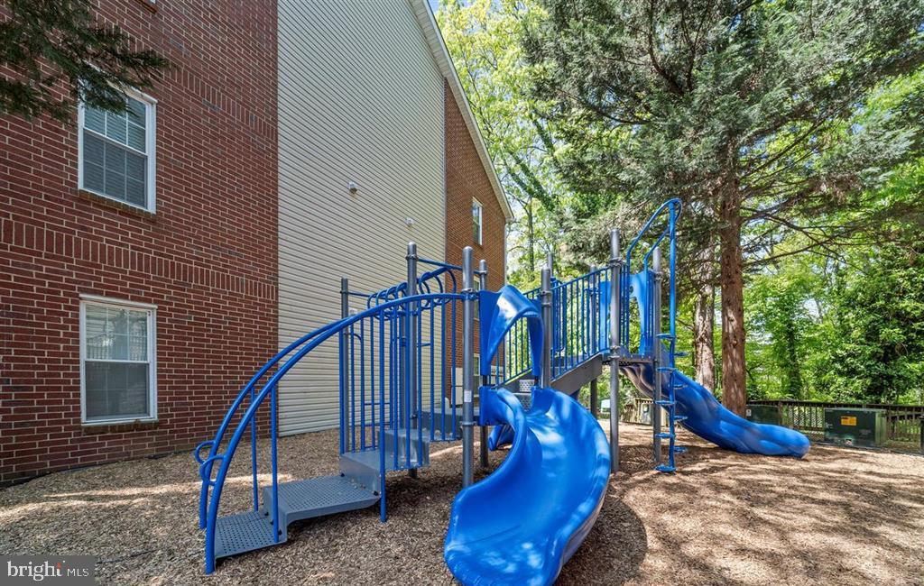 3311 WYNDHAM CIRCLE Unit: 1194