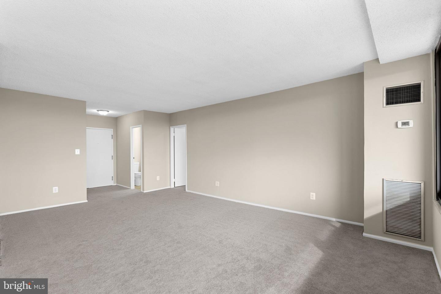 5500 HOLMES RUN PARKWAY Unit: 1212