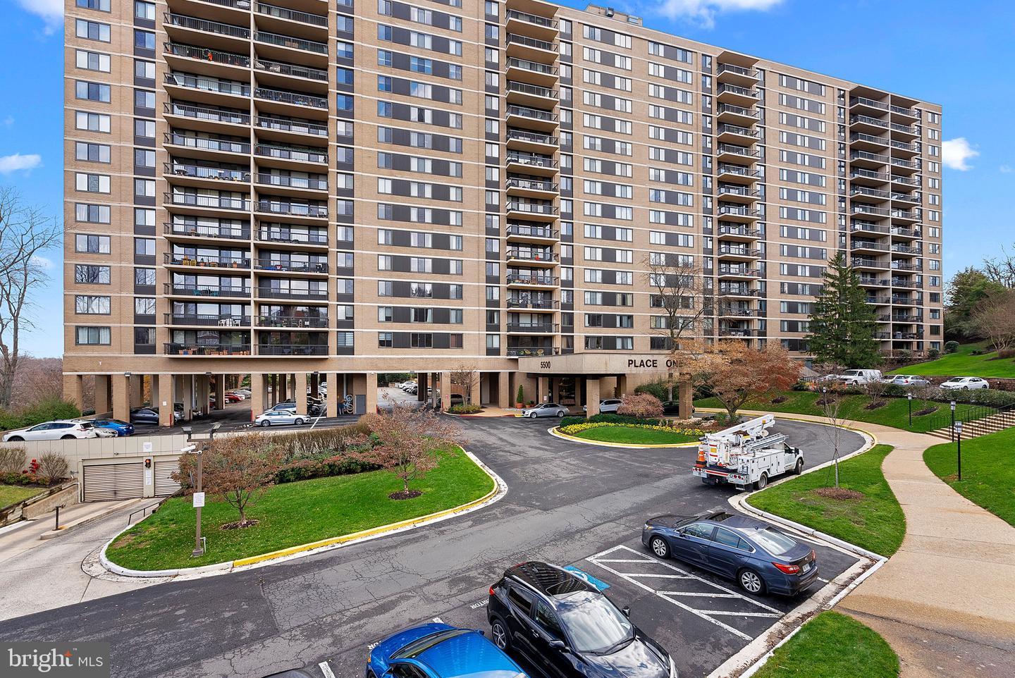 5500 HOLMES RUN PARKWAY Unit: 1212