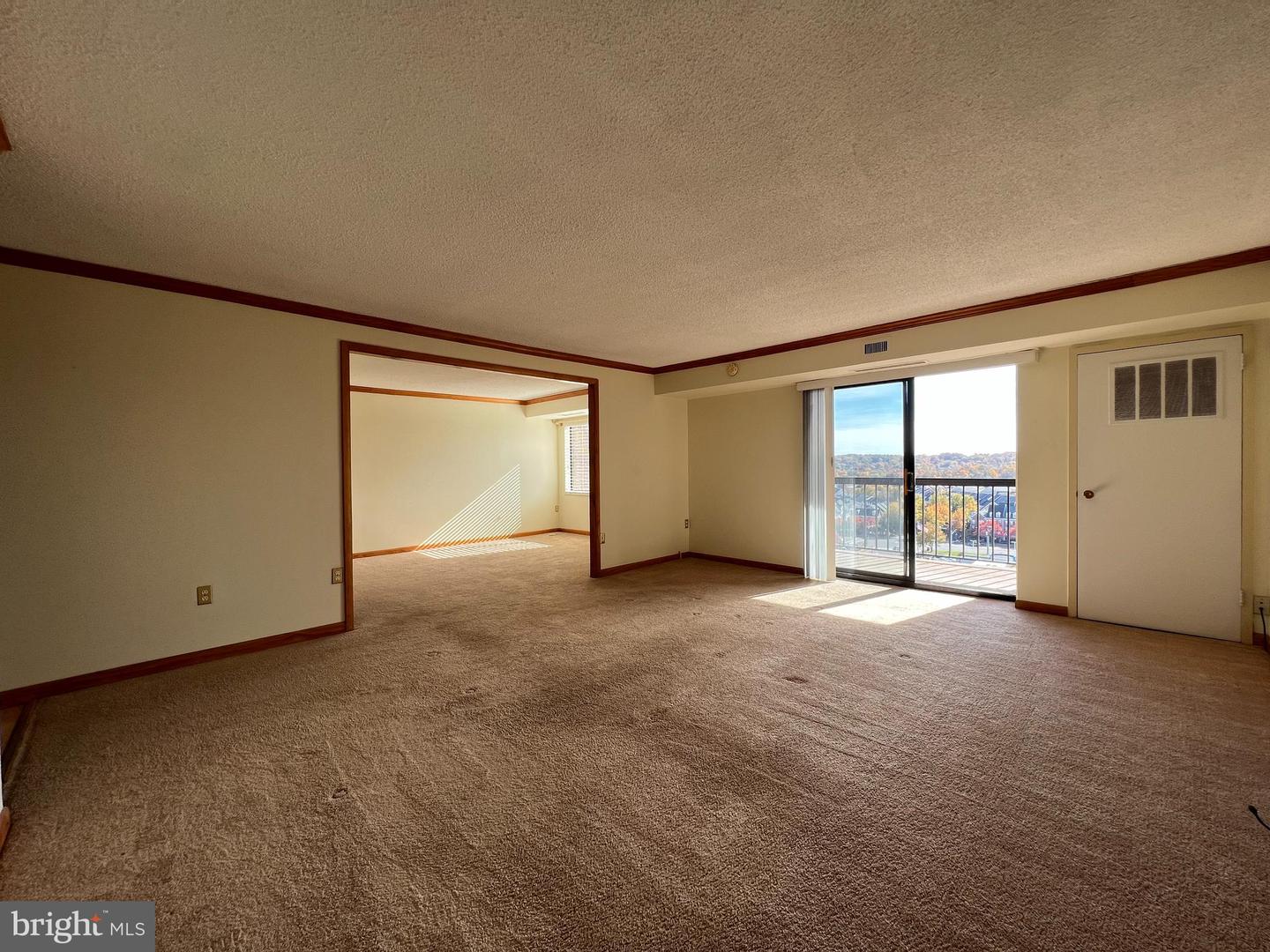 200 N PICKETT STREET N Unit: 1413