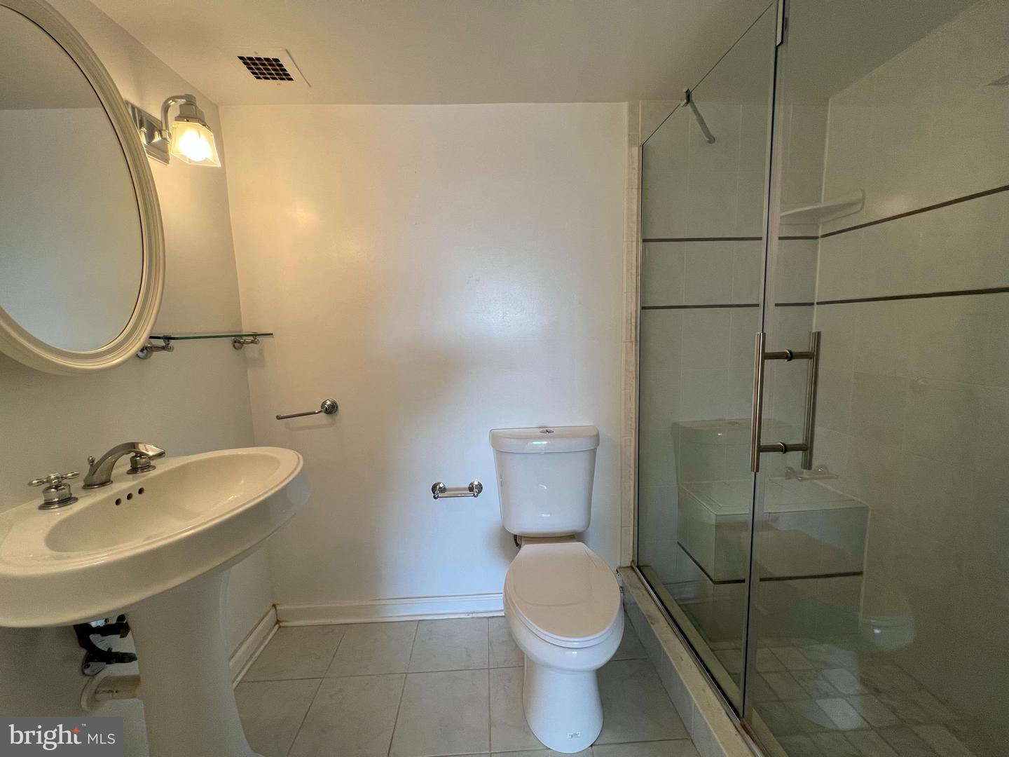 200 N PICKETT STREET N Unit: 1413