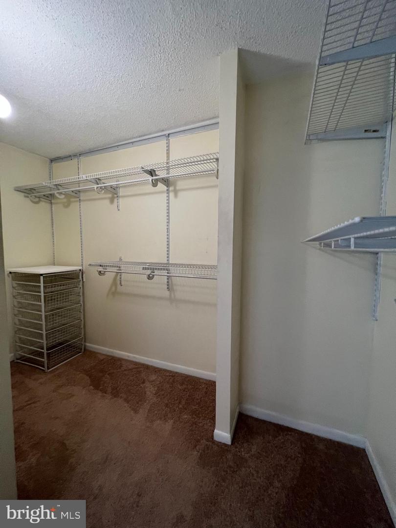 200 N PICKETT STREET N Unit: 1413