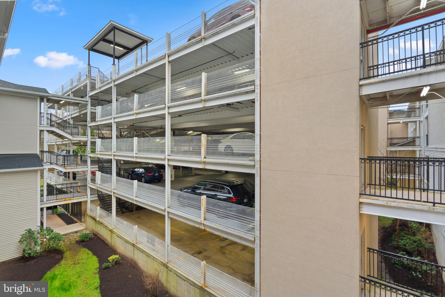 4860 EISENHOWER AVENUE Unit: 378