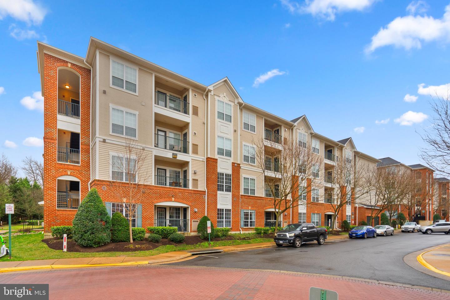 4860 EISENHOWER AVENUE Unit: 378