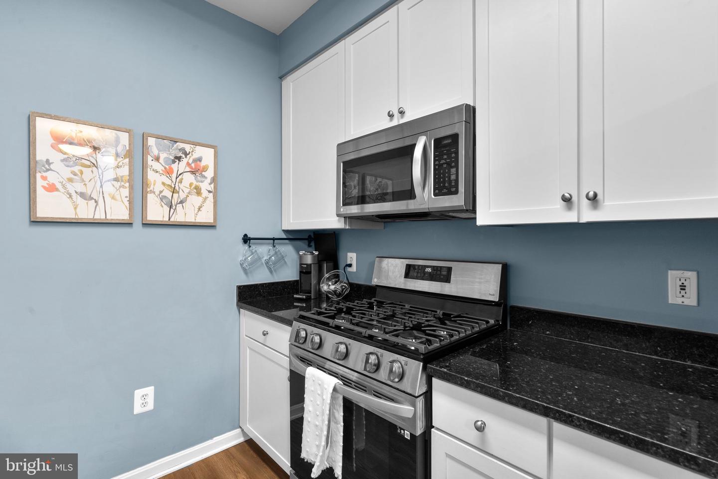 4860 EISENHOWER AVENUE Unit: 378