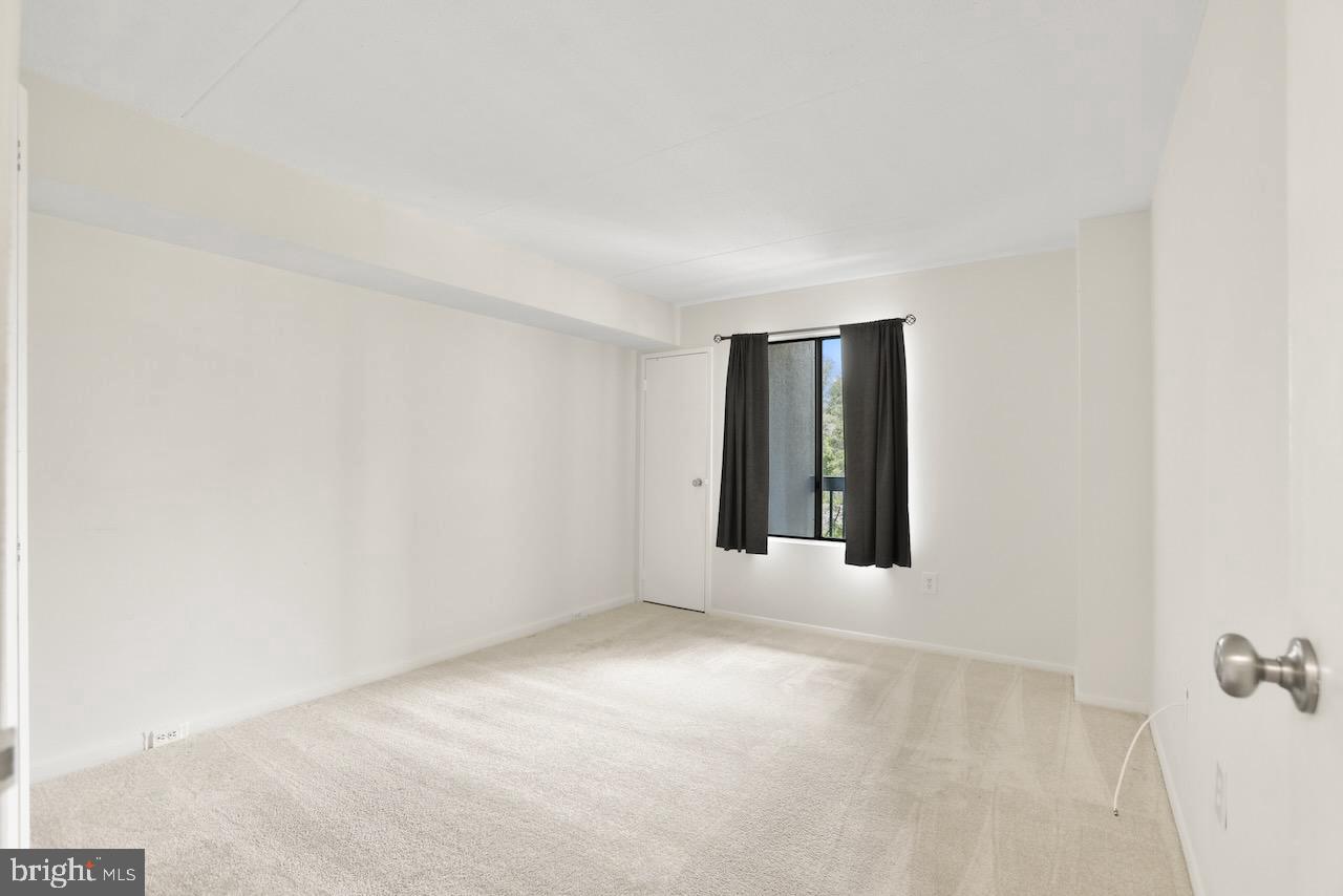 6300 STEVENSON AVENUE Unit: 520