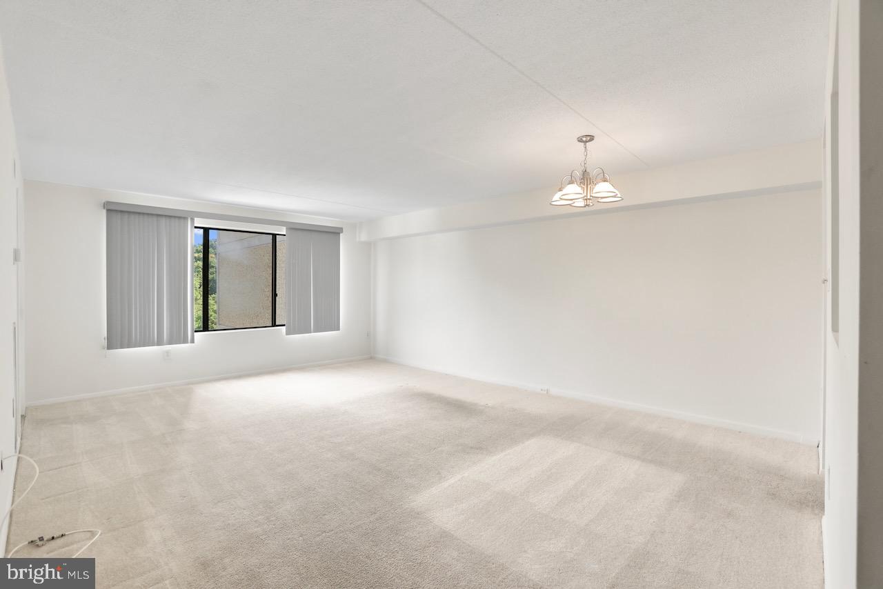 6300 STEVENSON AVENUE Unit: 520