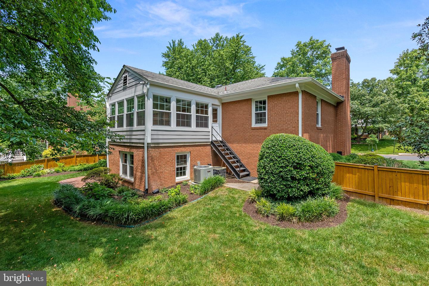 4200 PEACHTREE PLACE