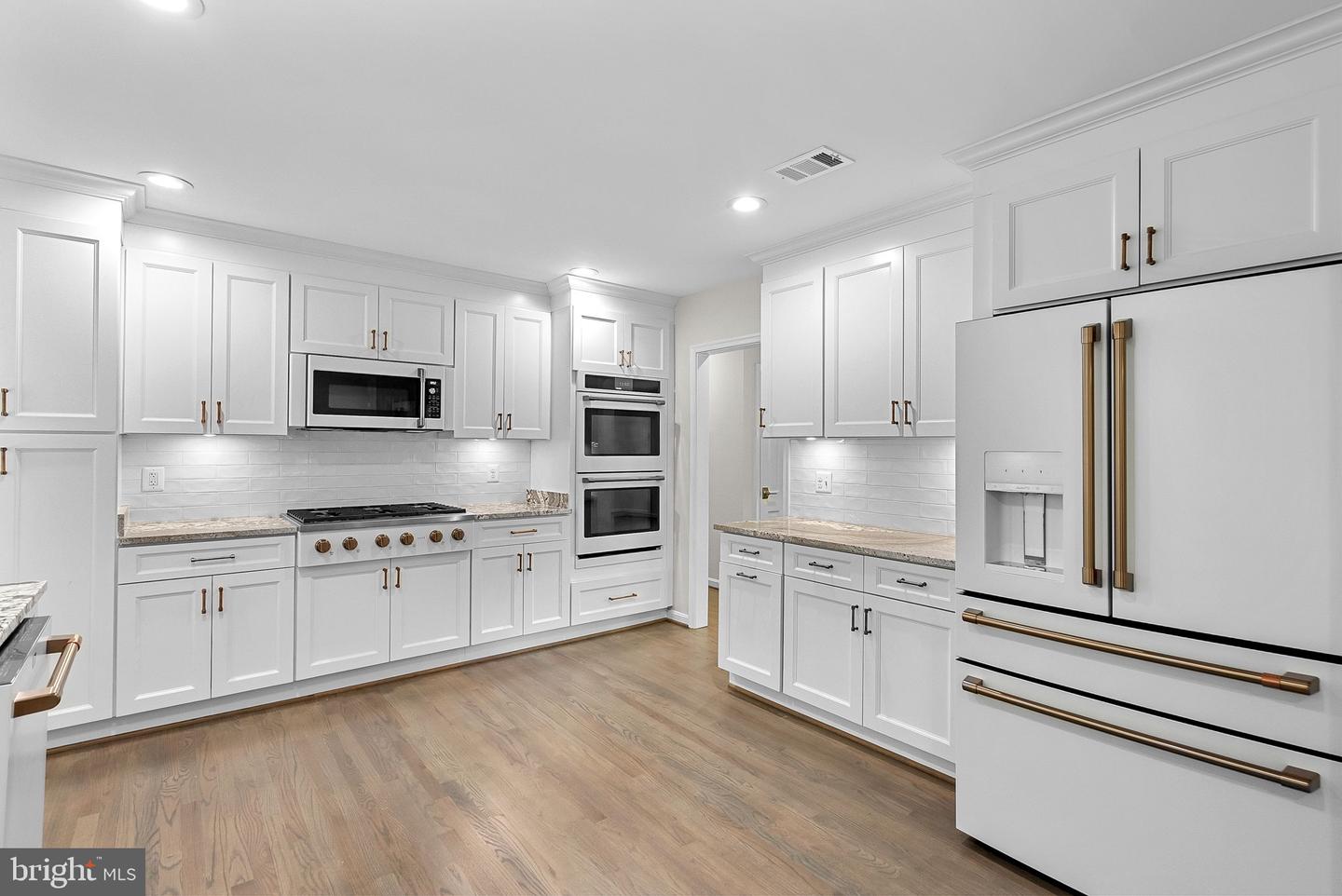 4200 PEACHTREE PLACE