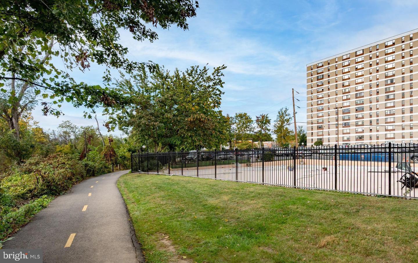 4600 DUKE STREET Unit: 1300