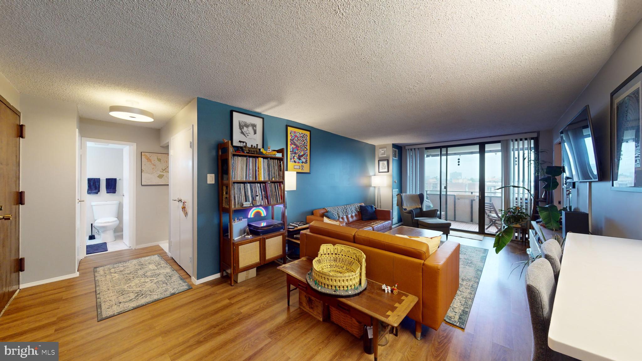 250 S Reynolds STREET Unit: 907