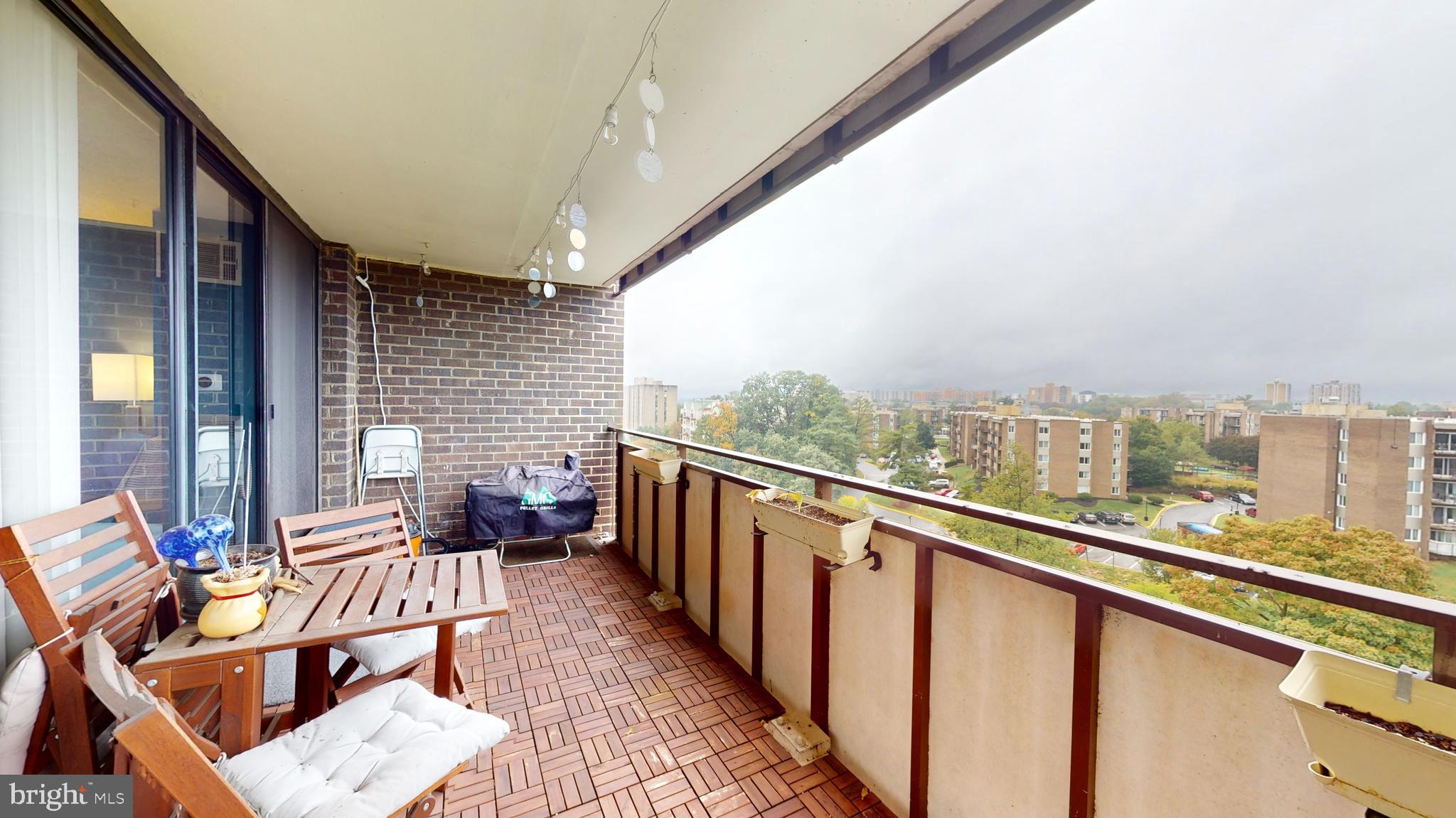 250 S Reynolds STREET Unit: 907