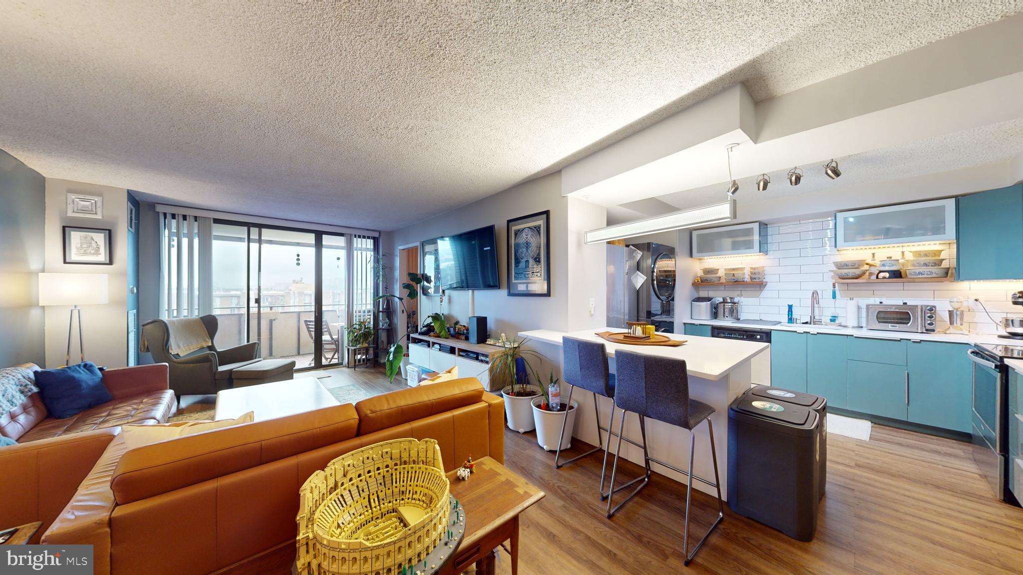 250 S Reynolds STREET Unit: 907