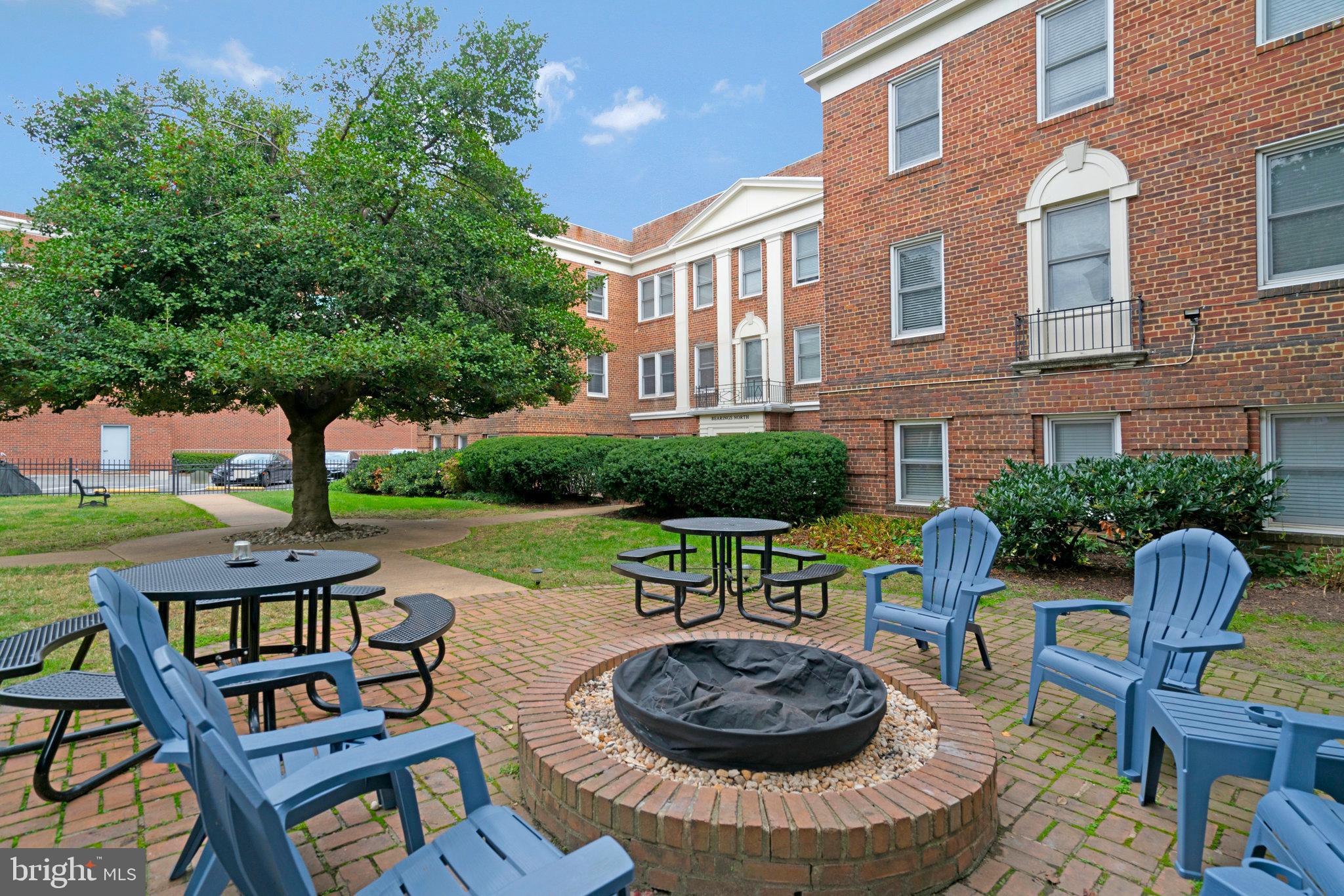 719 S Saint Asaph STREET Unit: 306