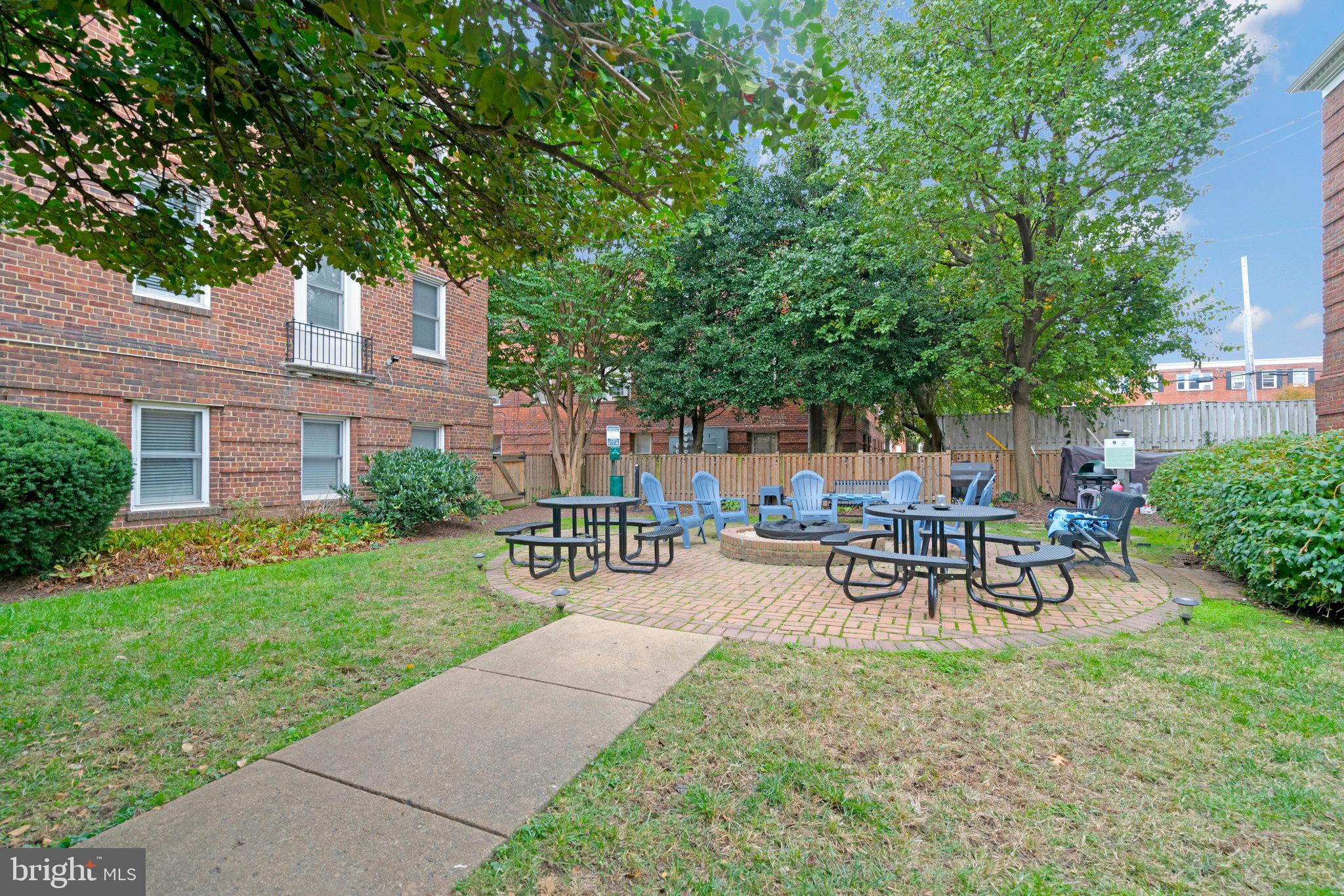 719 S Saint Asaph STREET Unit: 306