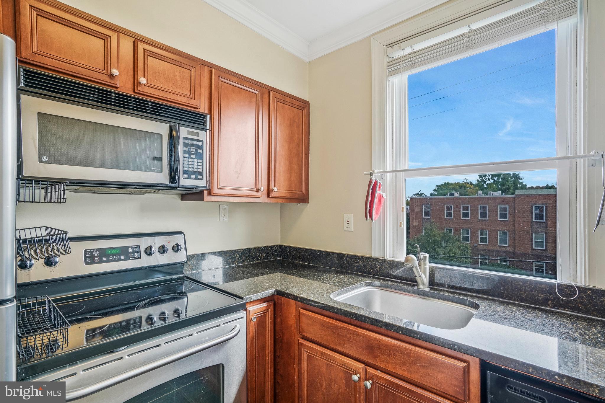 719 S Saint Asaph STREET Unit: 306
