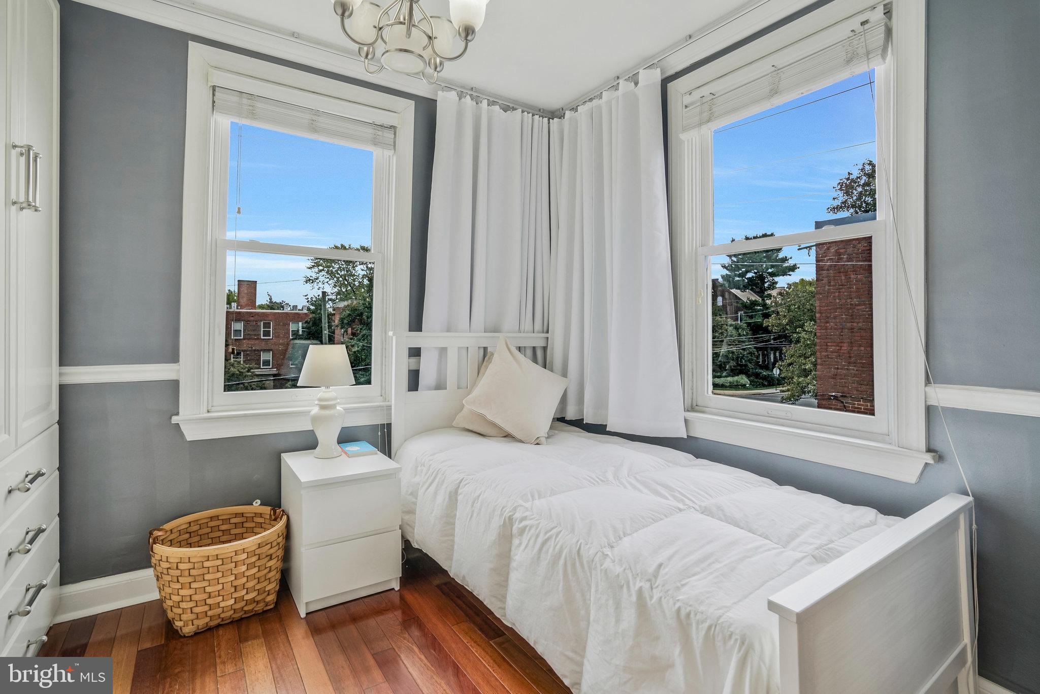 719 S Saint Asaph STREET Unit: 306