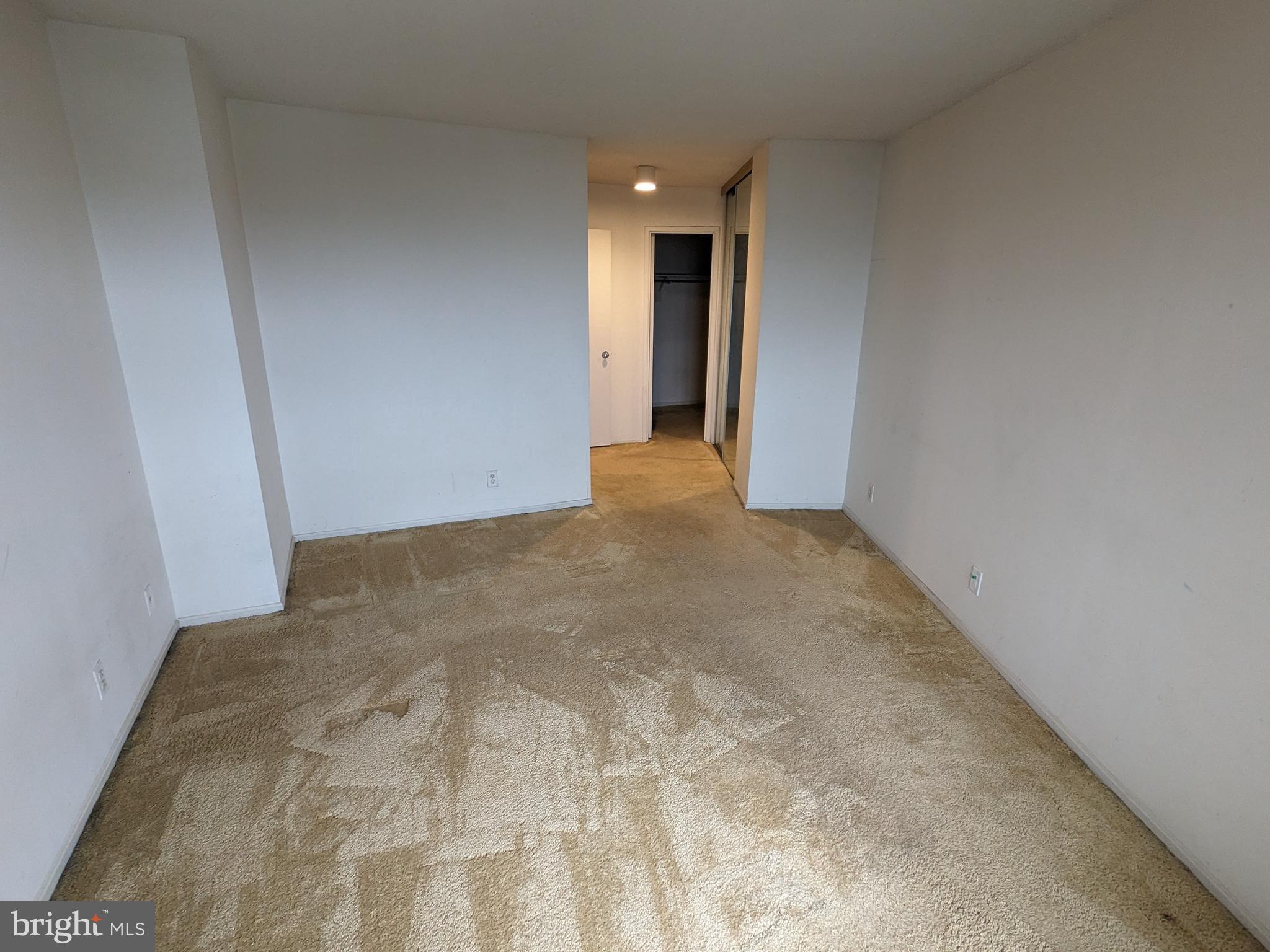 307 Yoakum Pkwy #1715
