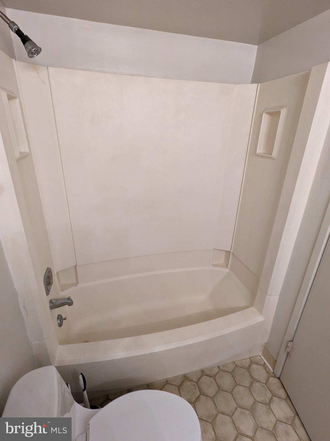 307 Yoakum Pkwy #1715