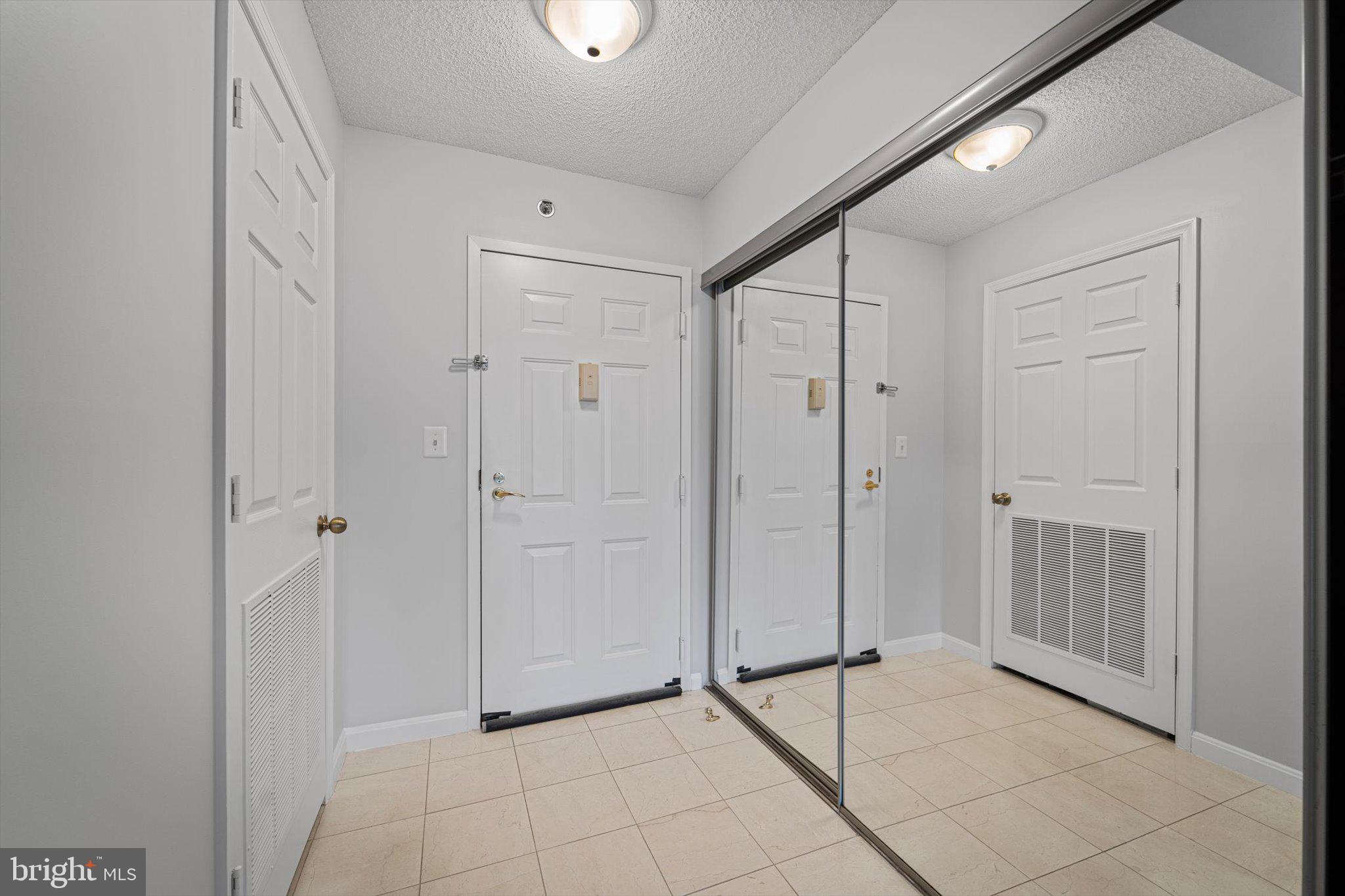 2181 Jamieson Ave #1401