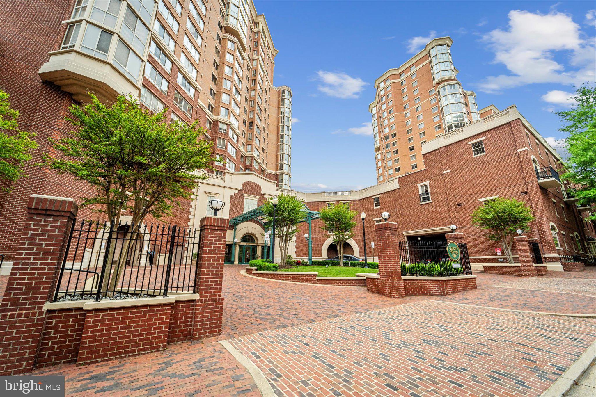 2181 Jamieson Ave #1401