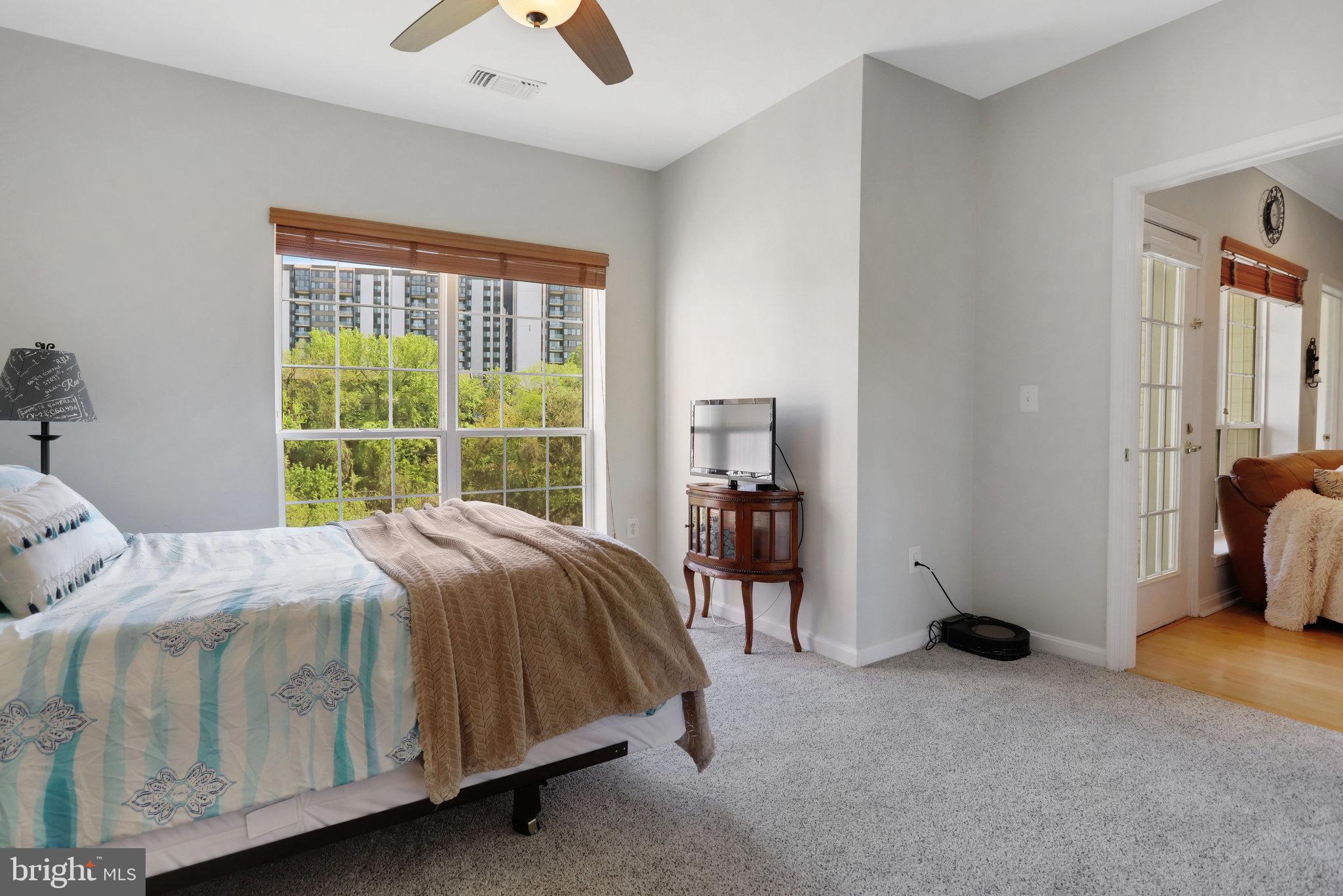 4550 Strutfield Ln #2211
