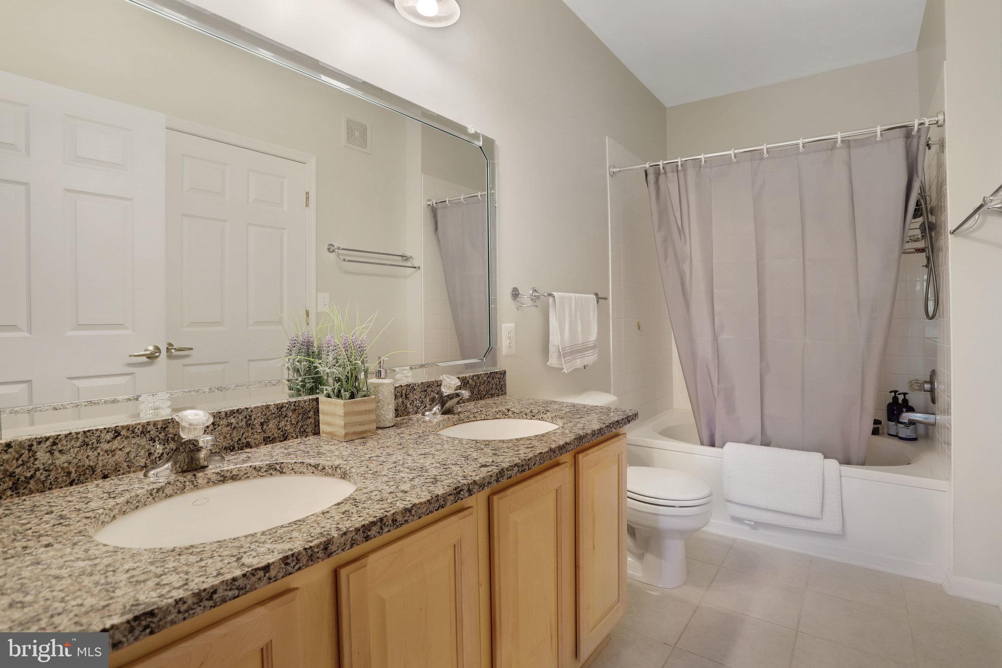 4550 Strutfield Ln #2211