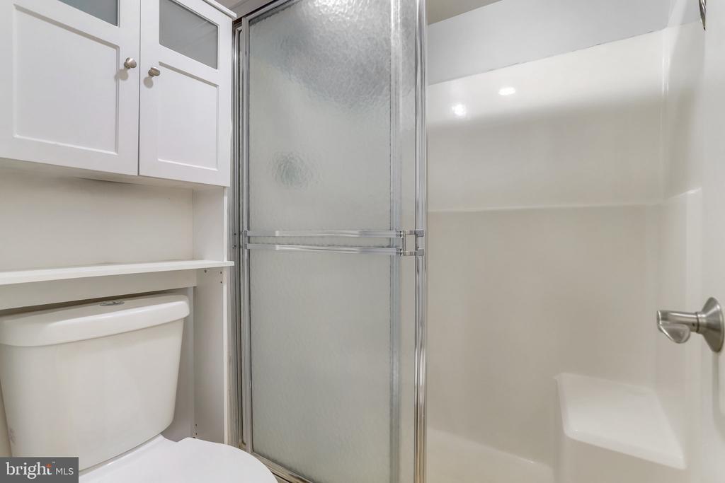 203 Yoakum Pkwy #209