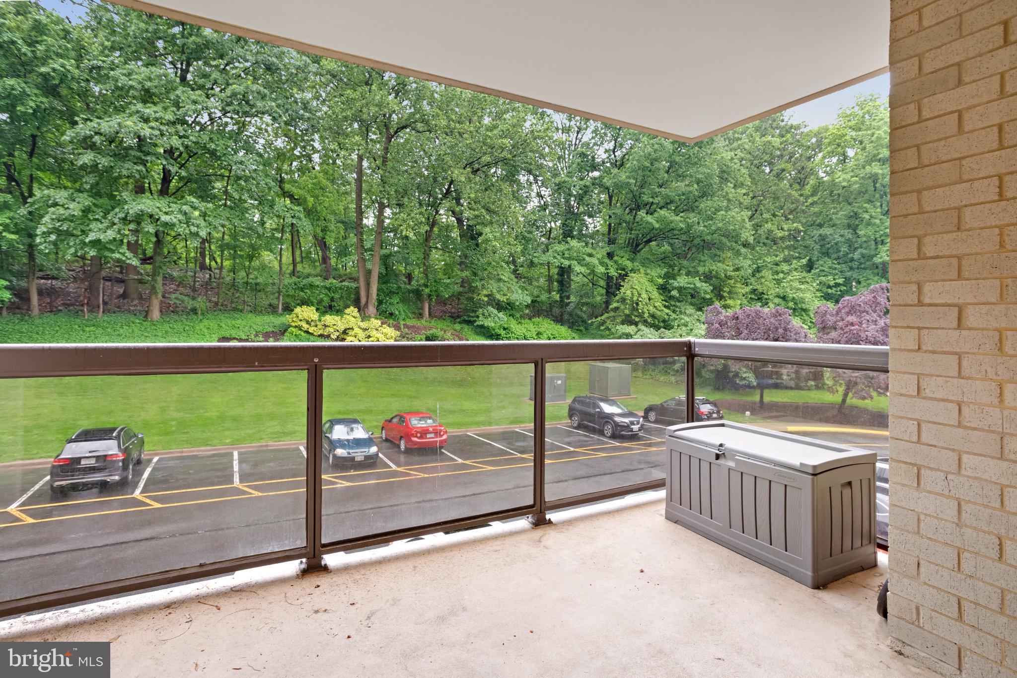 203 Yoakum Pkwy #209