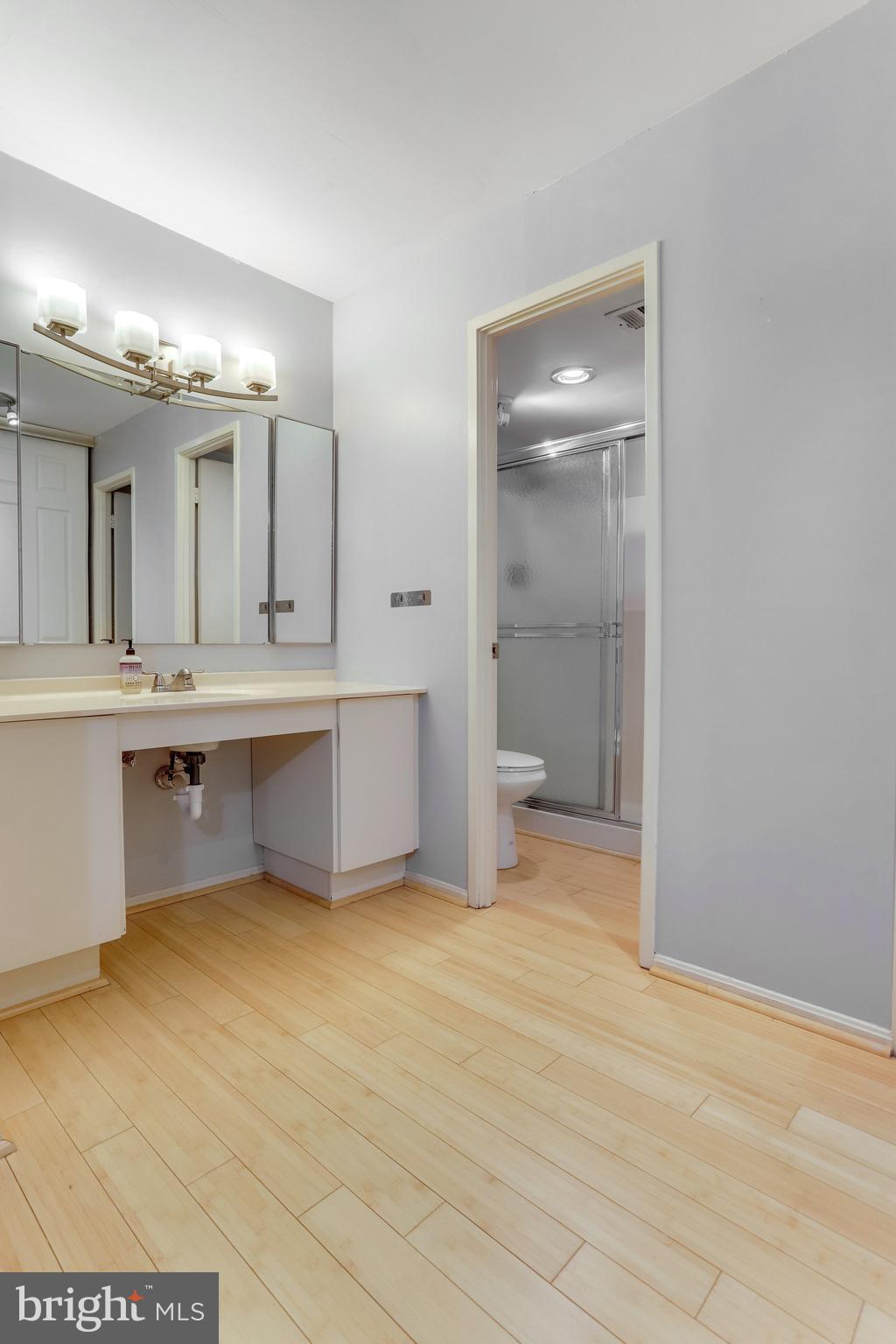 203 Yoakum Pkwy #209